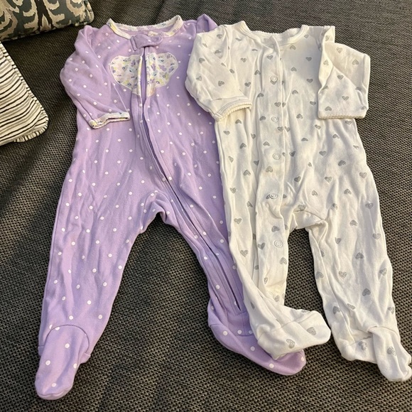 Carter’s heart sleeper bundle 6 months - Picture 1 of 5